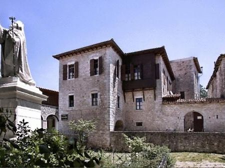 Guesthouse Kazakou Діміцана Екстер'єр фото