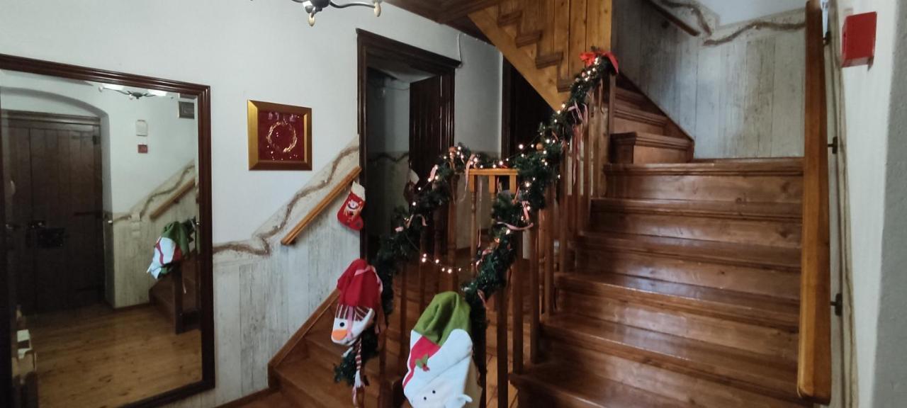 Guesthouse Kazakou Діміцана Екстер'єр фото