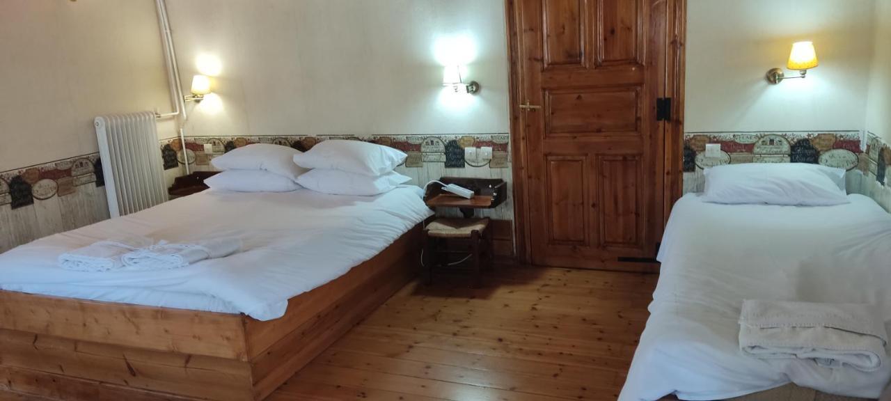 Guesthouse Kazakou Діміцана Екстер'єр фото